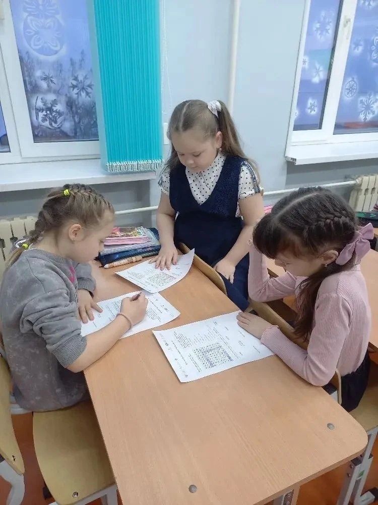 🔬8 февраля - День Российской науки📚   🧬 В рамках внеурочного занятия "Разговоры о важном" в Еткульск