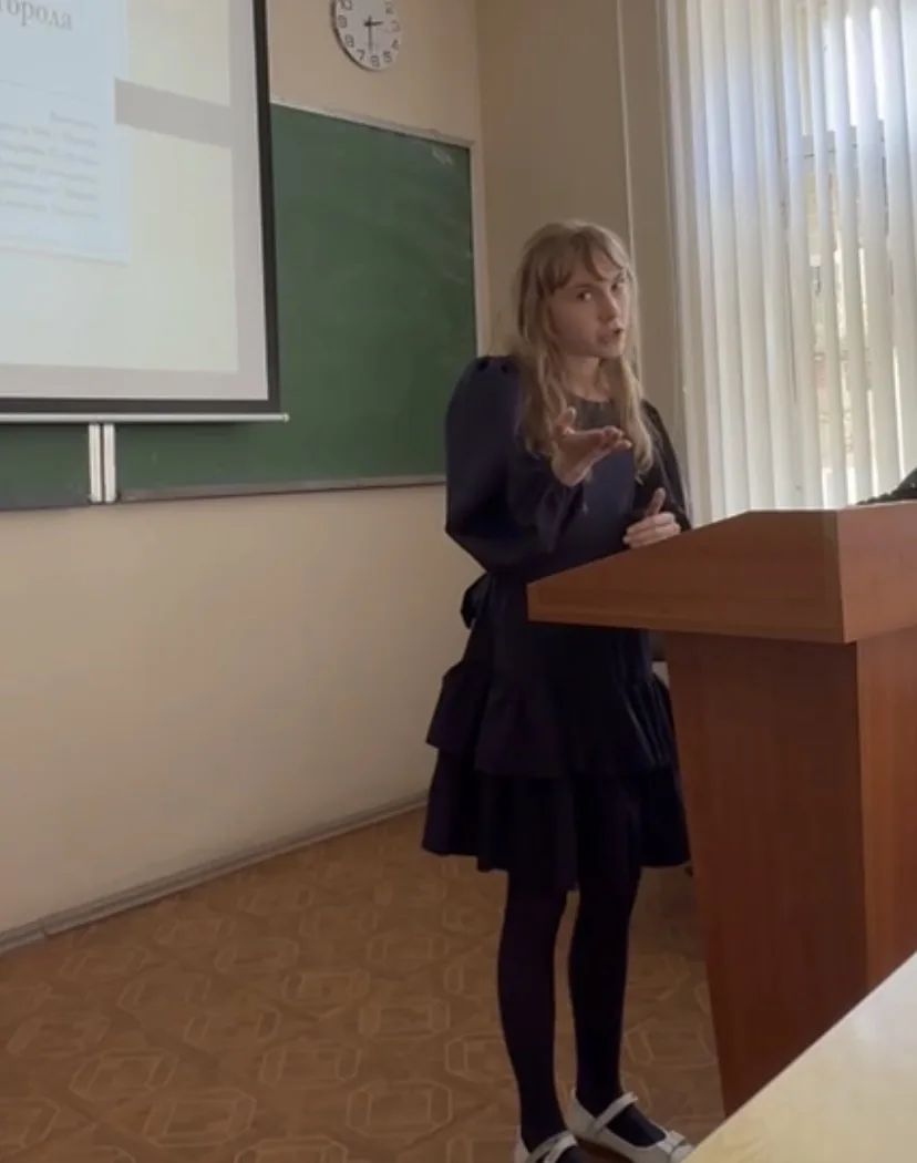 ✨ Восхищаемся юной ученой! ✨  Пока старшеклассники и будущие выпускники с тоской закатывают глаза от