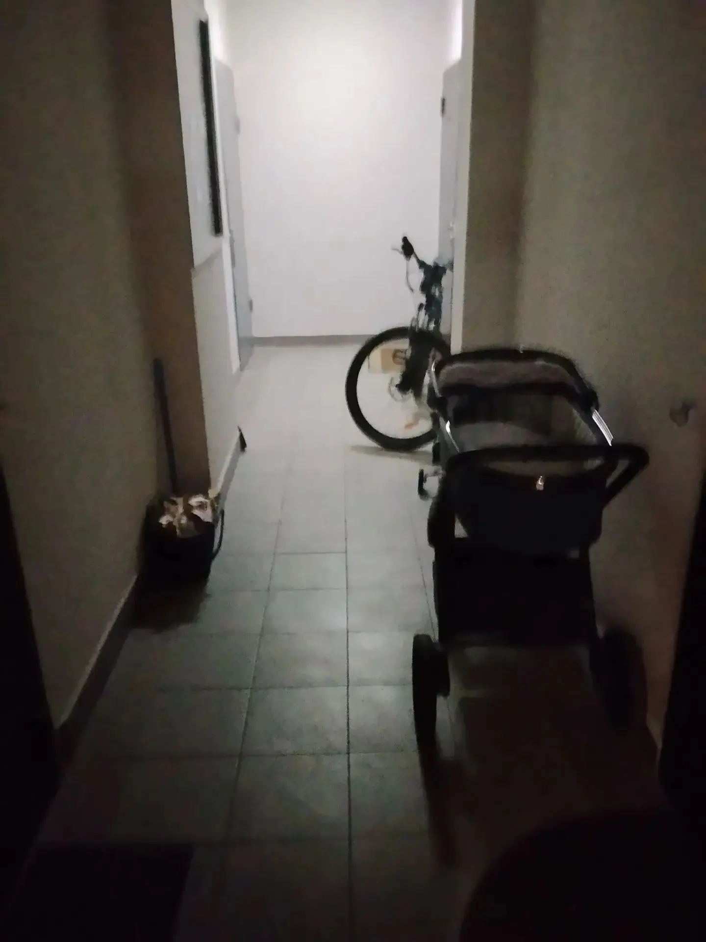 Срочно уберите личные вещи 🚨