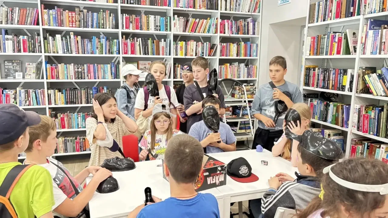 📚ВЫ ПОСЕЩАЕТЕ БИБЛИОТЕКУ ЛЕТОМ? МЫ - ДА!🔥

📖18 июня четвёртый отряд нашего пришкольного лагеря от