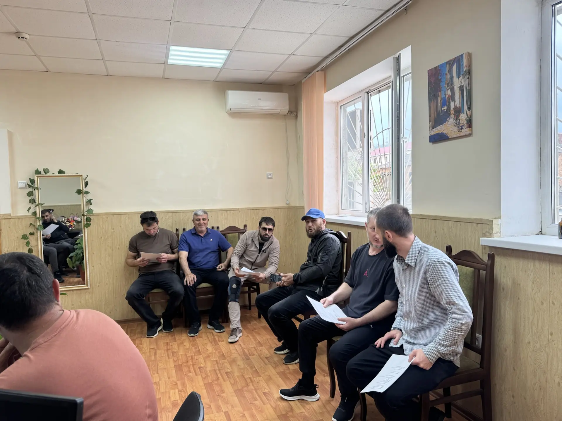 🧬В Территориальном центре занятости населения города Буйнакска и Буйнакского района со...
