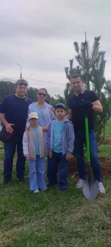 На фотографиях запечатлена по-настоящему дружная и сплочённая команда! Очень приятно видеть, как сот
