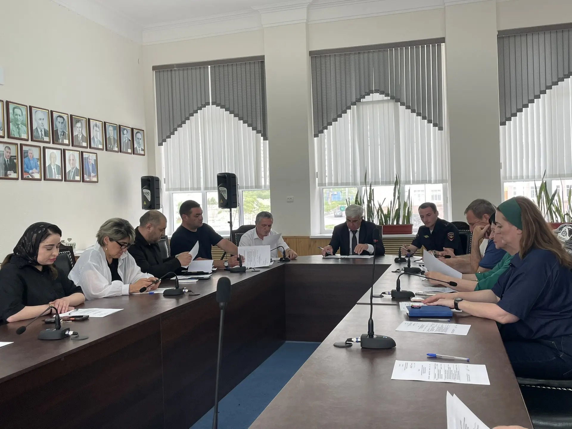 Глава местной администрации Эльбрусского района Мухтар Отаров провёл заседание комиссии по безопасно