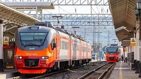 ⚡️Внедрят электронные билеты на электрички по всей стране