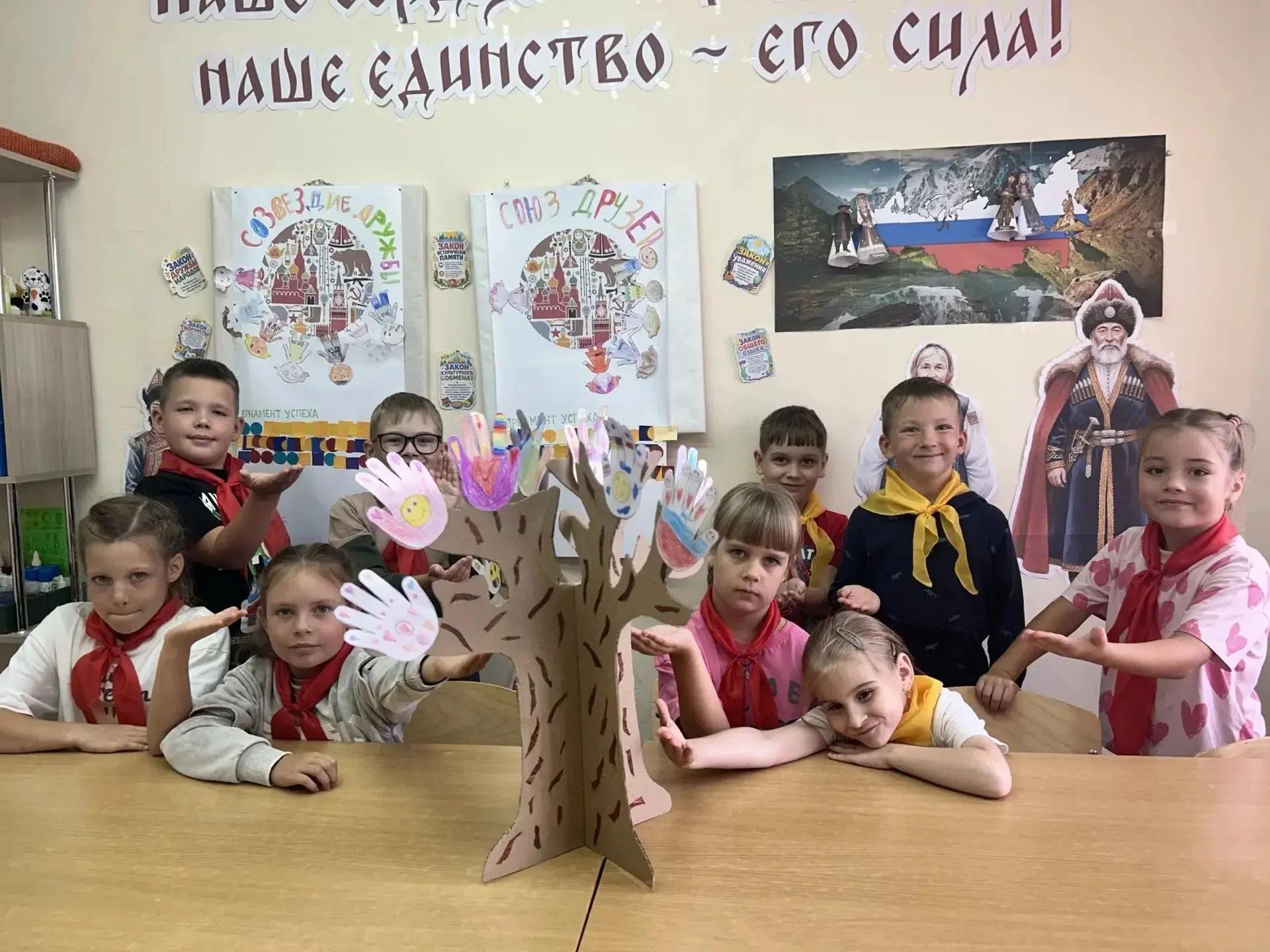 😊Третий день разновозрастной смены "Под знаком единства" прошел в уютной и дружеской а...
