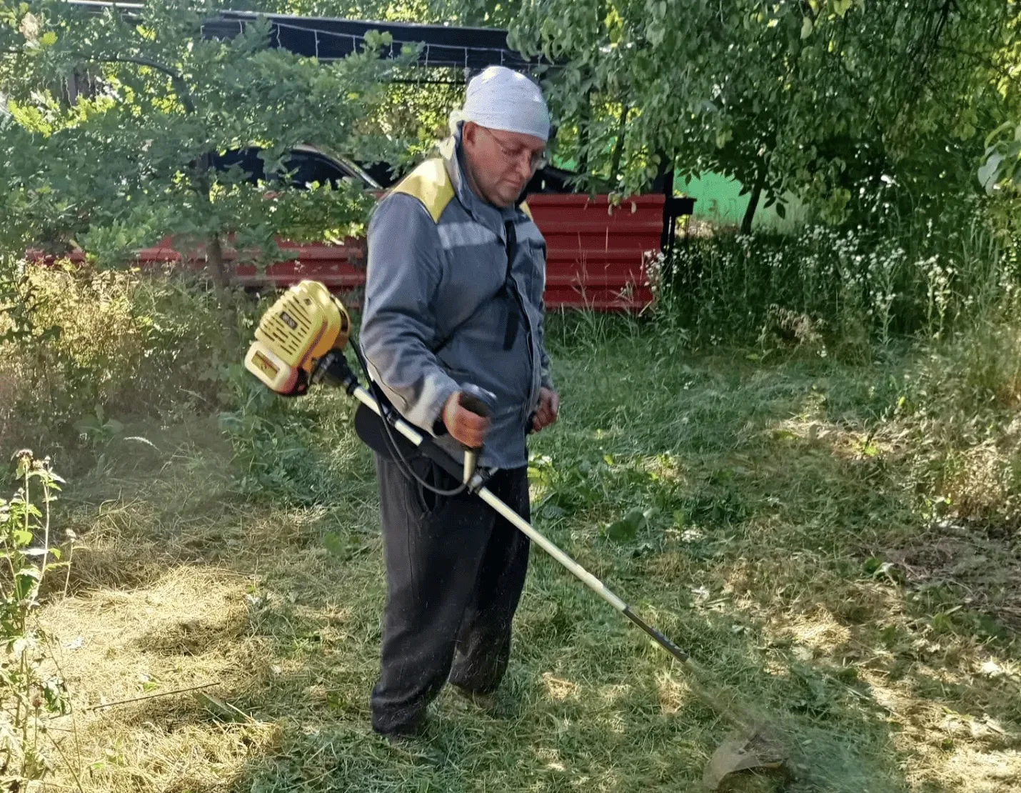 Сегодня, 1 июля, с целью приведения территории в надлежащее санитарное состояние в Киро...