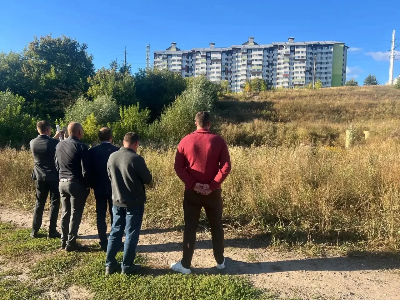 🚙  Депутат Константин Тимофеев вместе с активистами партии Ярославом Шумаковым и Русла...
