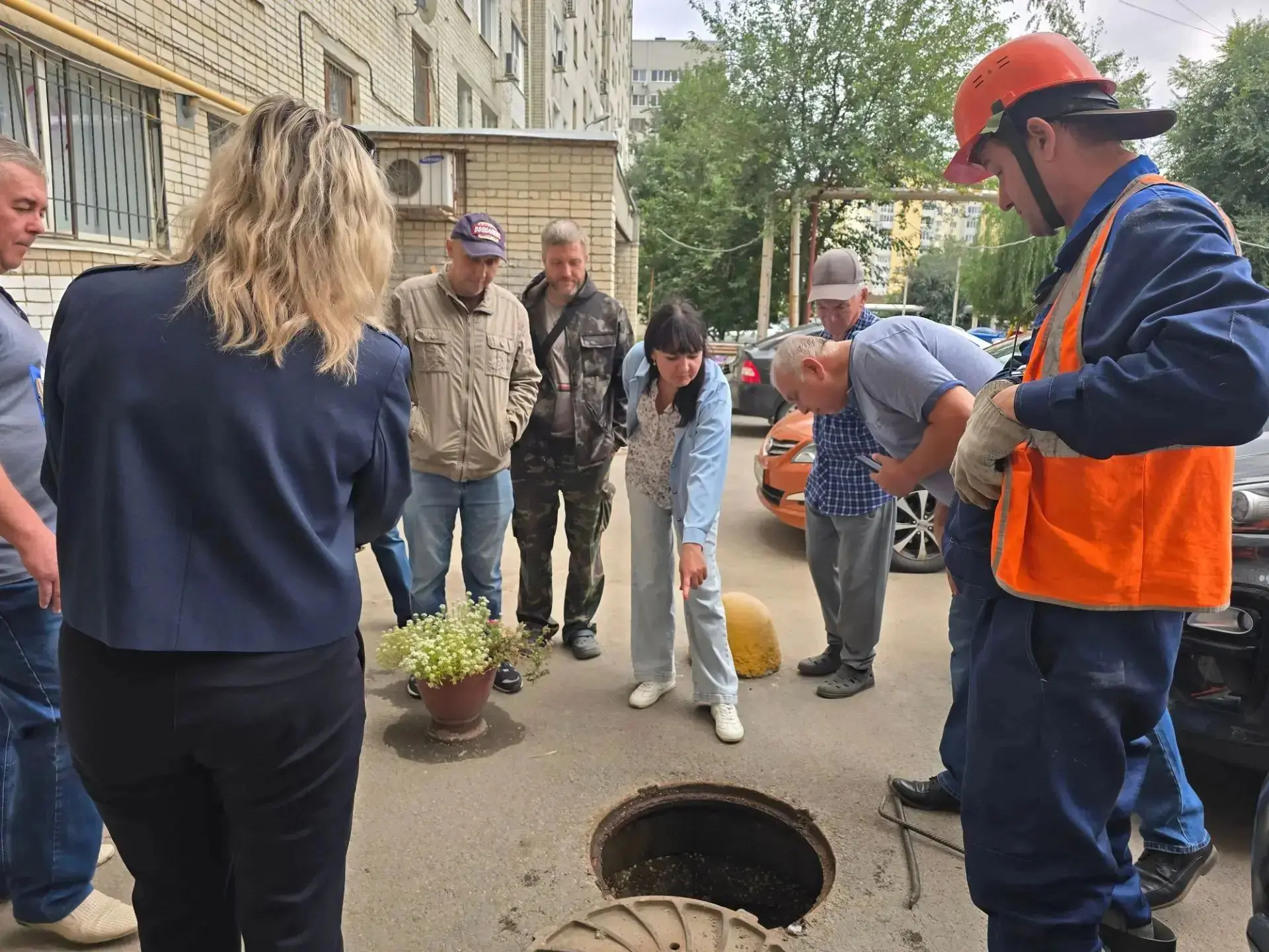Сегодня по поручению Губернатора Саратовской области Романа Бусаргина состоялась встреч...