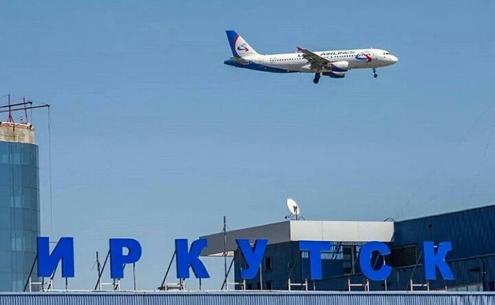 ✈️ Житель Коми устроил дебош в самолёте: к рейсу пришлось вызывать полицию прямо на стоянку аэропорт