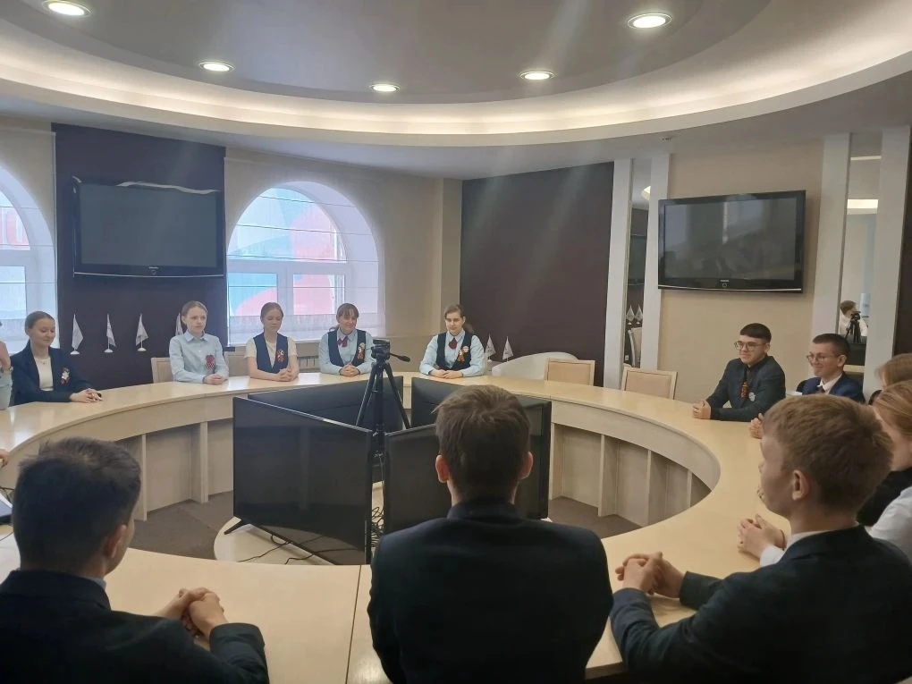 🎒 Первый шаг в предпринимательство🎒  📢В Центре «Мой бизнес» прошла экскурсия по Музею предпринимател