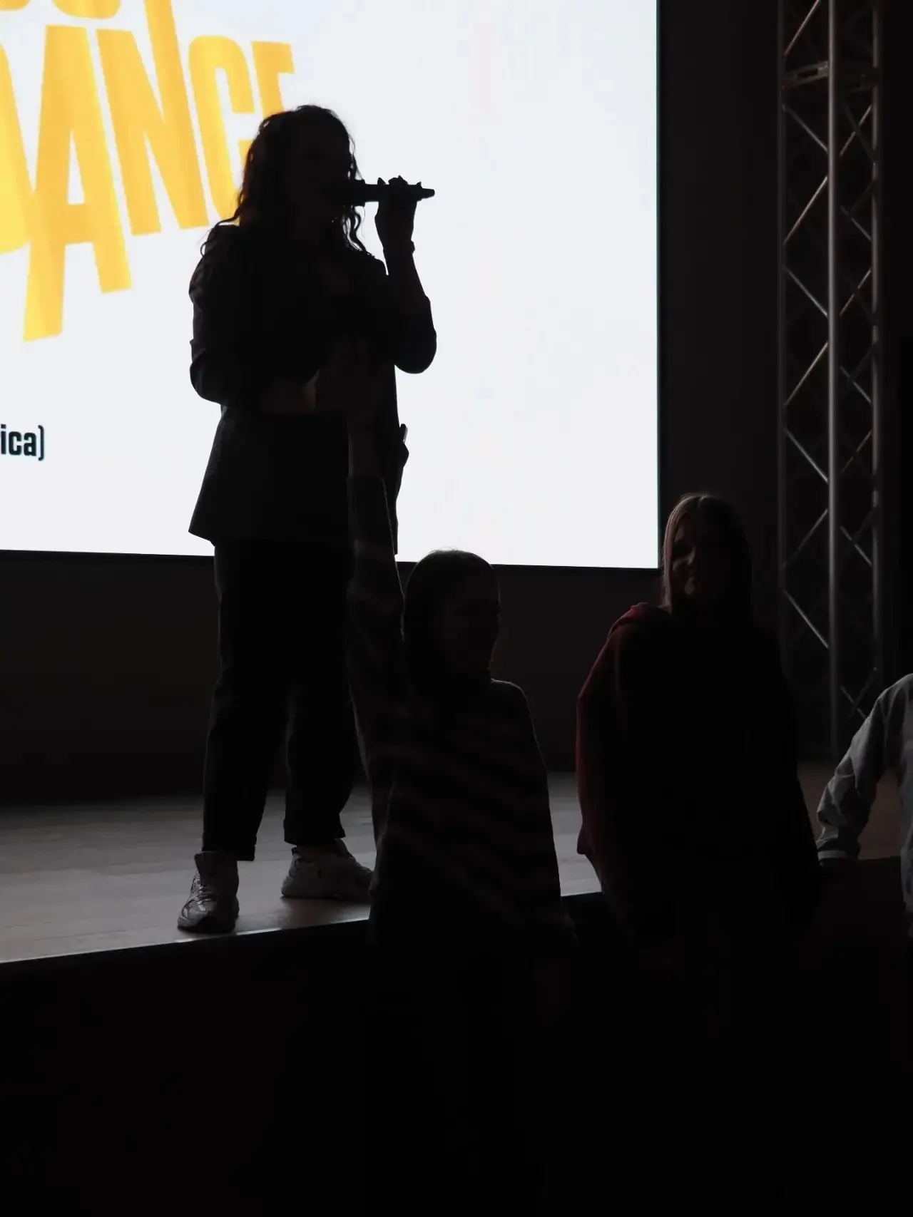 Это было легендарно! Растопили зиму на дискотеке «ФевроМарт»! ⚡️🕺