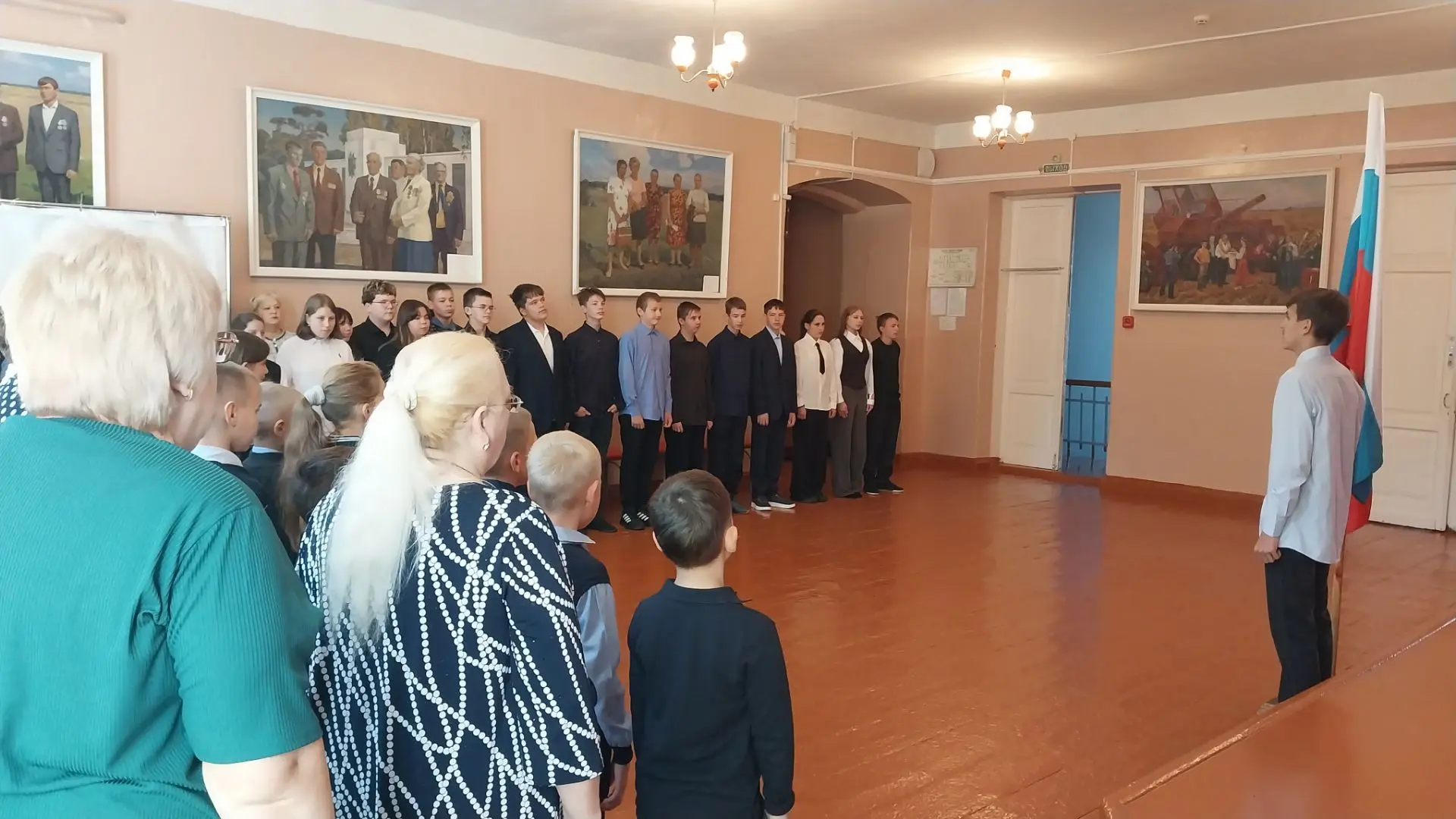 📌Сегодня, 7 сентября 2026 г., в МОУ СОШ с. Старая Потловка прошла традиционная торжест...