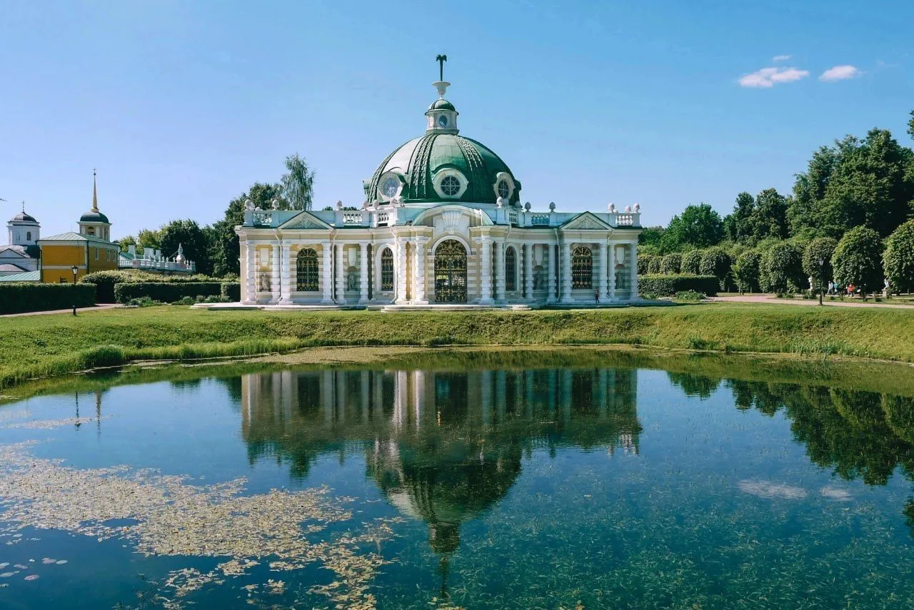 Музей «Грот» в музей-заповеднике «Кусково»

📌 Павильон «Грот» возведён в 1755–1761 годах крепостным
