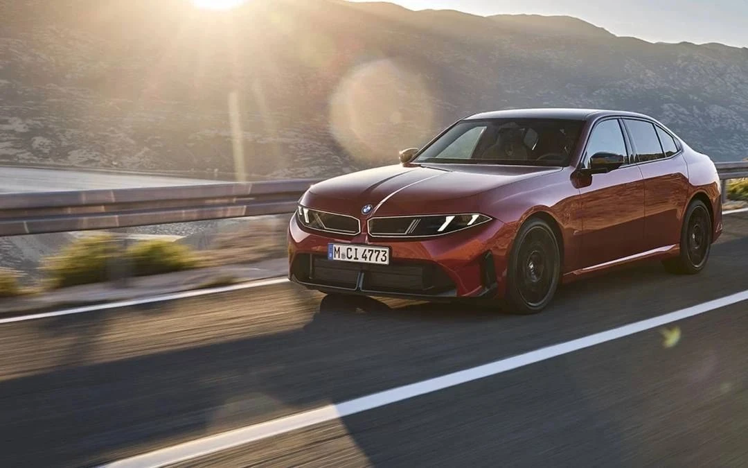 Новая BMW 3 серии появится в России уже в 2027 году.
