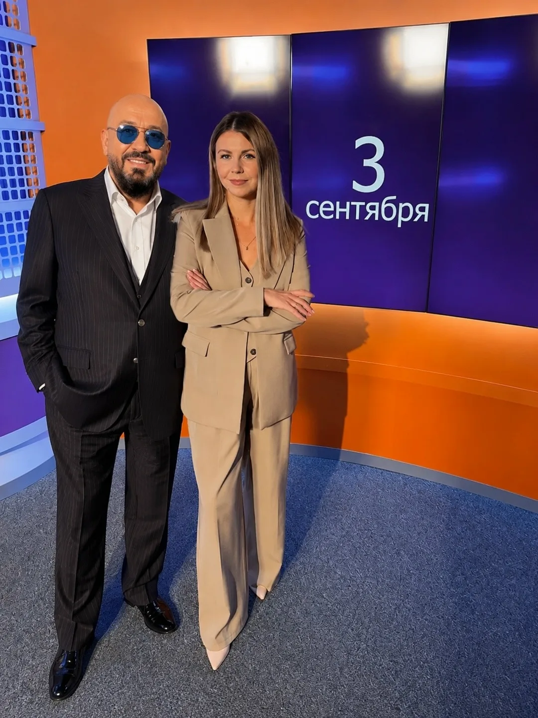 📅 Я календарь перевернул… и оказался на СВОЁ ТВ.