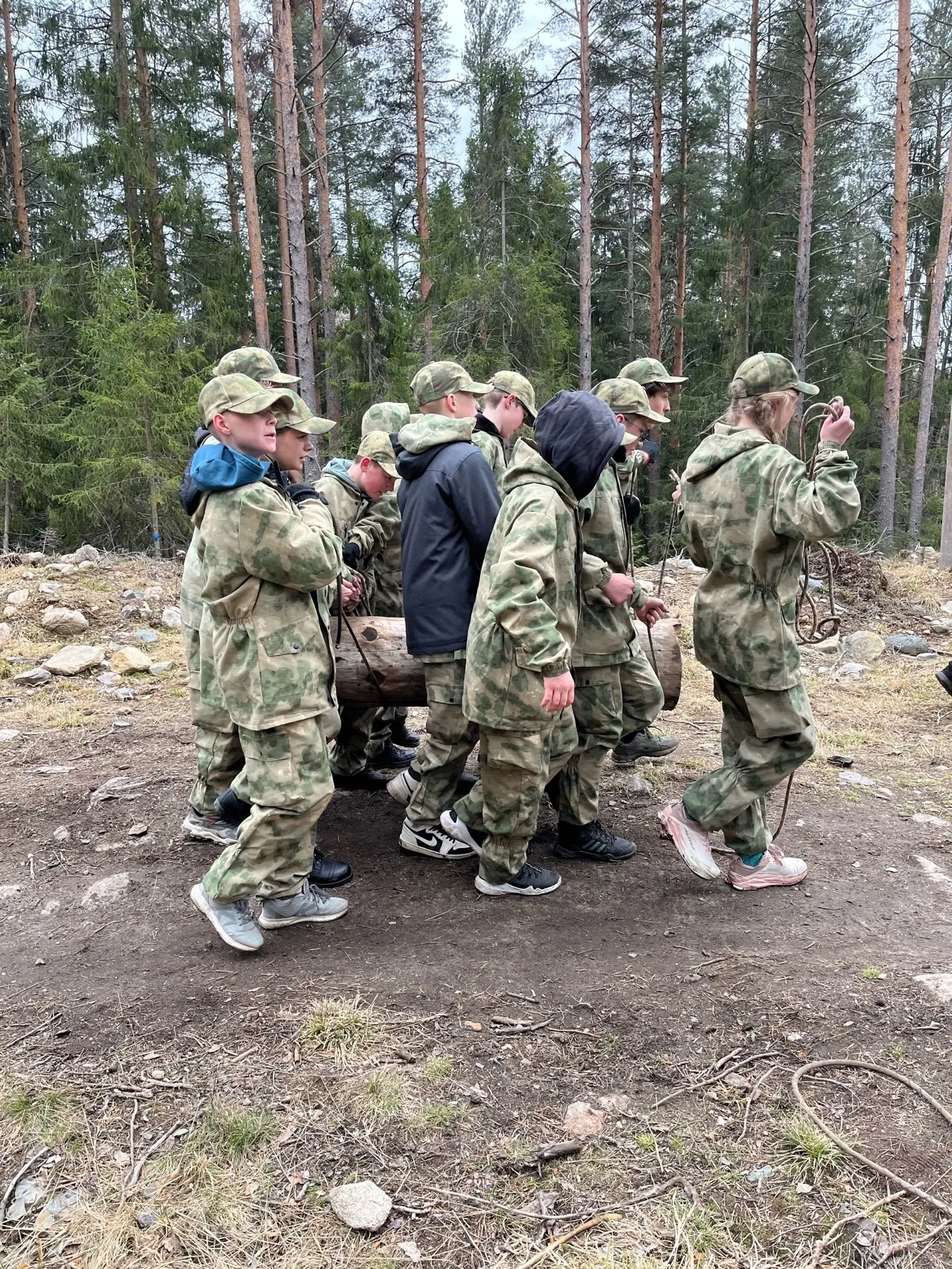 Сегодня на полевом этапе военно‑патриотической игры «Зарница» наша команда доказала важную истину:«П