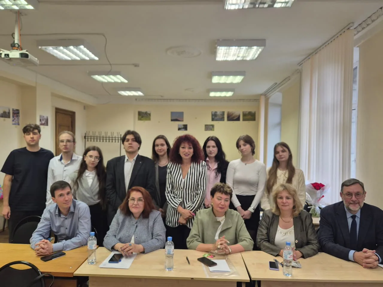 🎓 Делимся фотографиями с защит ВКР студентов 4 курса направления «Гостиничное дело».

Для выпускник
