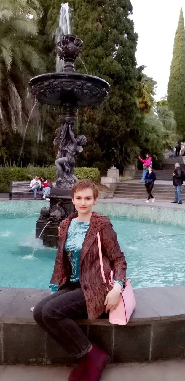 Имя: Илона Возраст: 23 Место: Москва  О себе: Илона, 23 года. Москва.  Хочу познакомиться с серьёзны