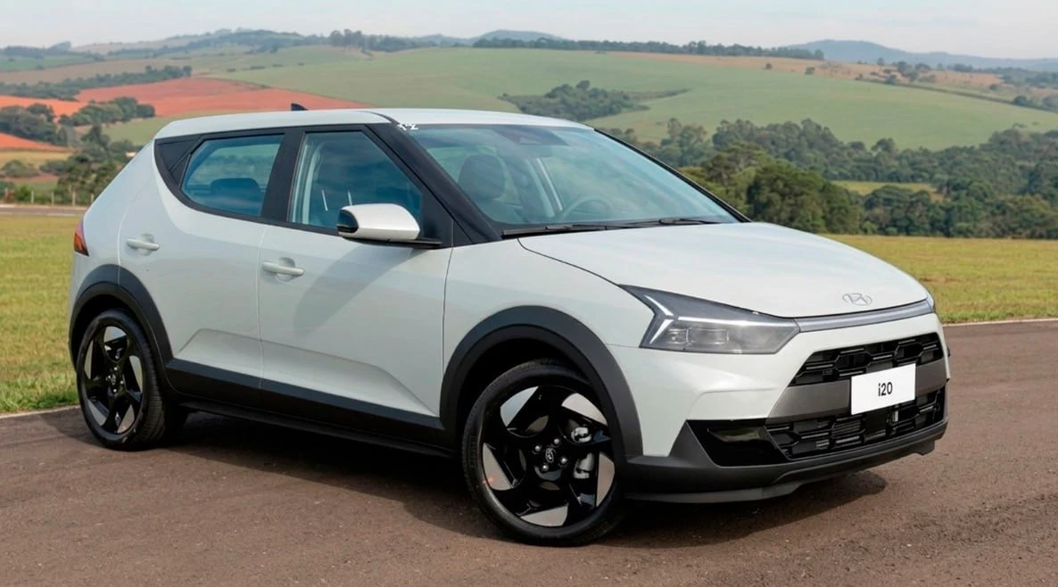 Представлен Hyundai i20 нового поколения

Хэтчбек получил переработанный салон с двумя дисплеями. Га