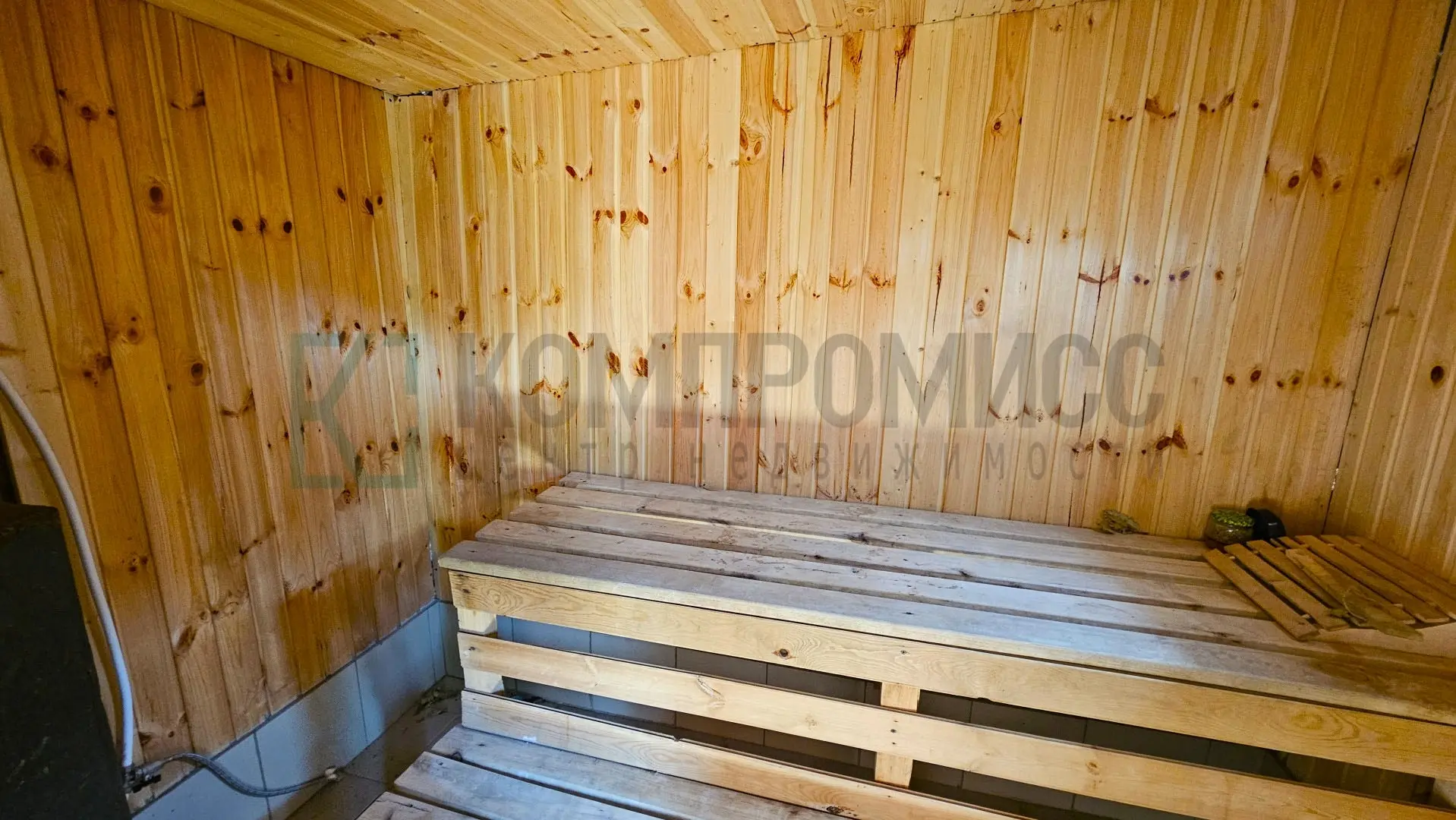 🏠 ID 115090130 Адрес: Краснодарский край, Абинский р-н, ст-ца Холмская  📍 Дом с большим участком 21 