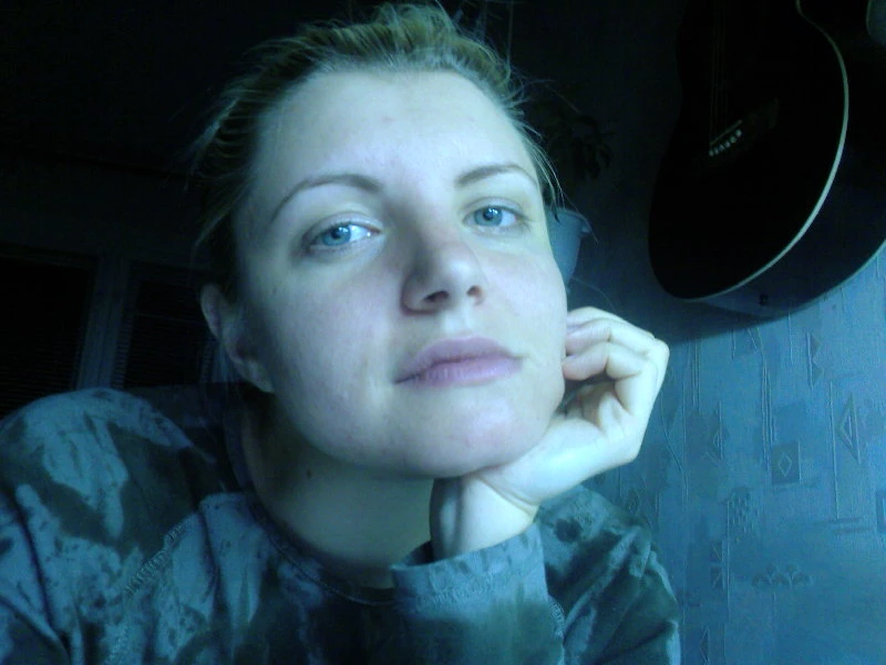 Нашла старенькую фотографию... Очень старенькую. 2009 год.