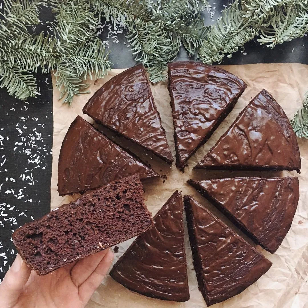 Диетический шоколадный пирог готов! Он не только вкусный, но и не навредит фигуре. В ег...