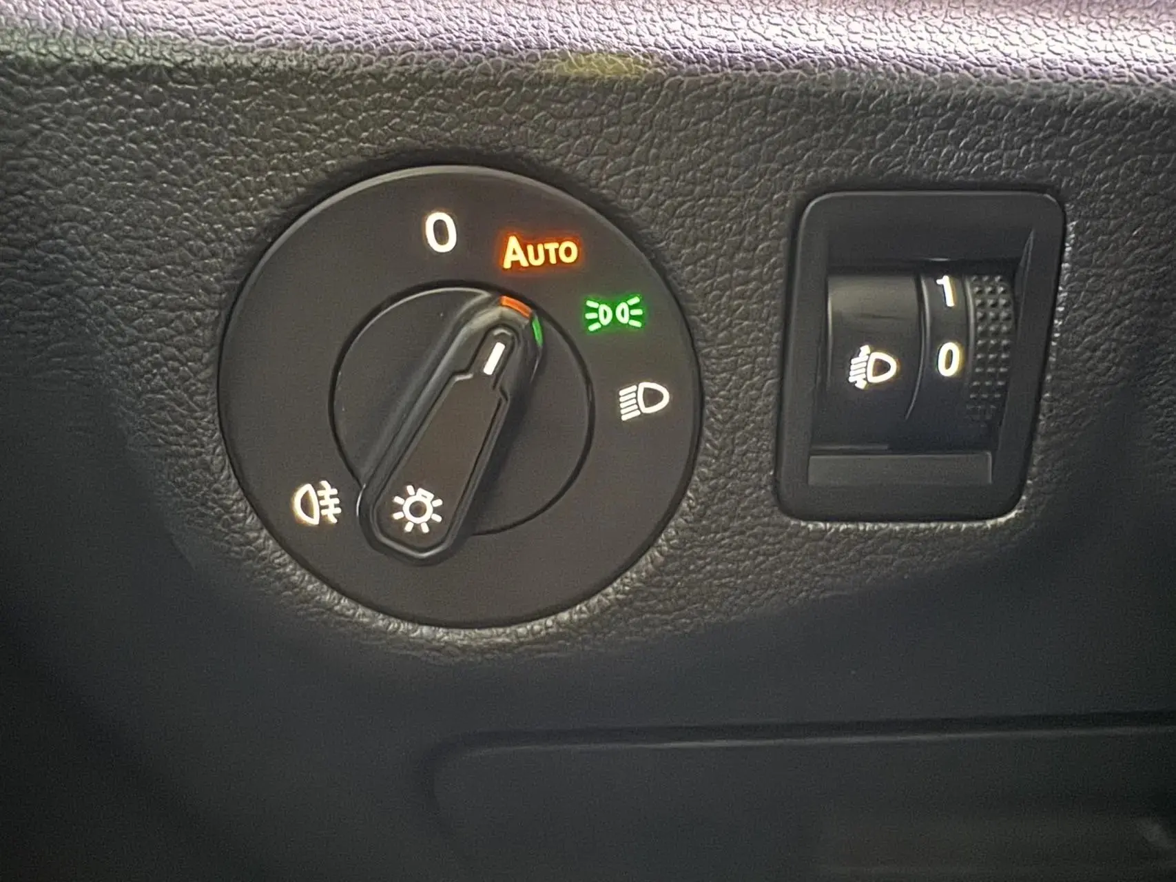 🔥🔥🔥 Приобрели в Китае для Артёма из Екатеринбурга   VW LAVIDA 2022 год 47 000 км 1.5 бензин - 115 ЛС