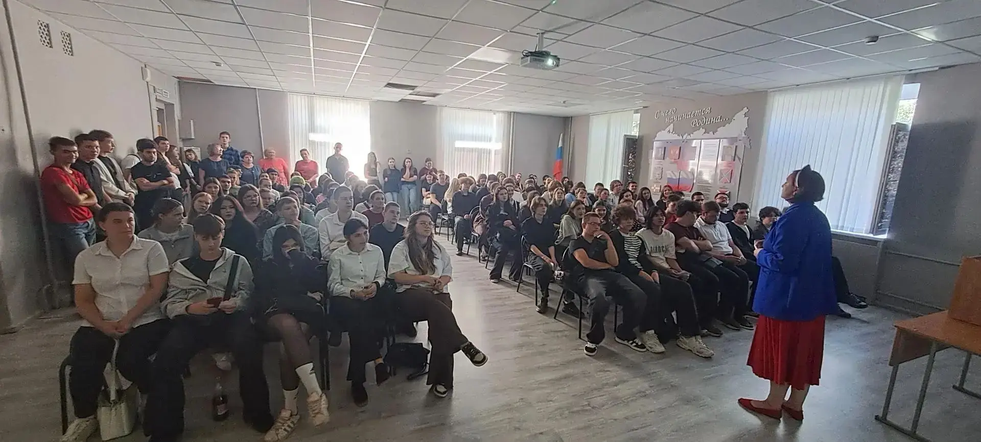 04.09.26 в Ессентукском филиале провели ДЕНЬ ДРУЖБЫ НАРОДОВ. Мероприятие прошло в форме...