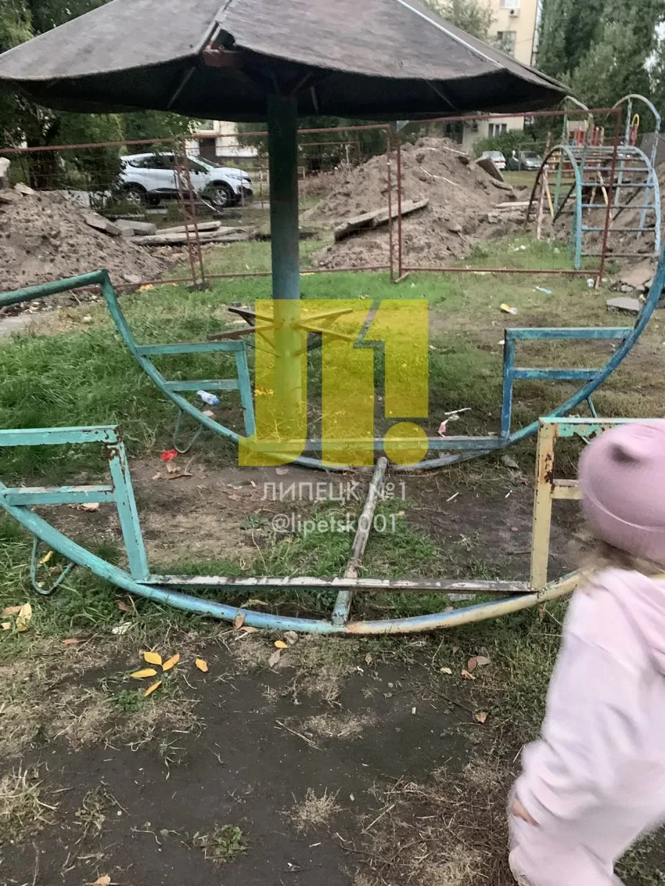🛝 Жалобы на небезопасные площадки города продолжают поступать