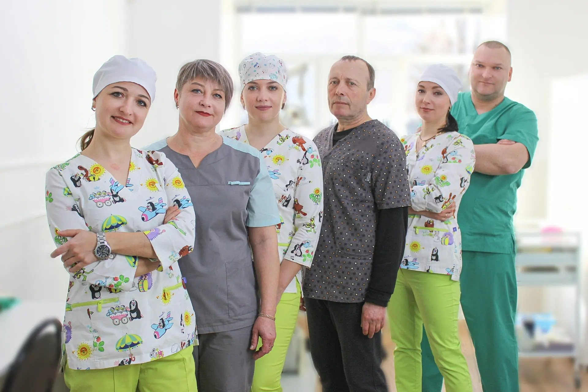 🦷 Улыбка — ваше главное украшение! Сегодня отмечаем международный День зубного врача!