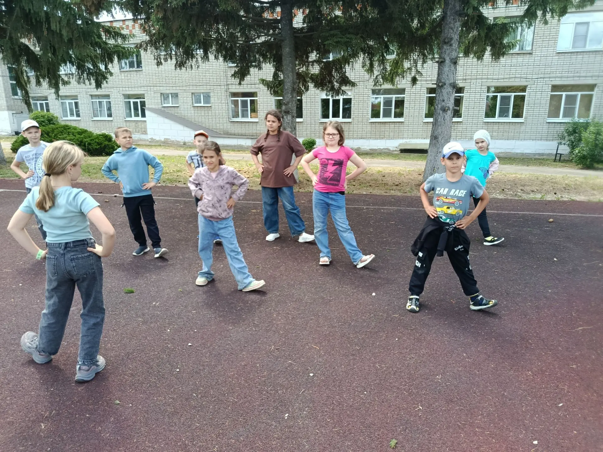 🎉 Яркий танцевальный день в нашем лагере!🕺💃

Вчера прошел незабываемый праздник танца и творчеств