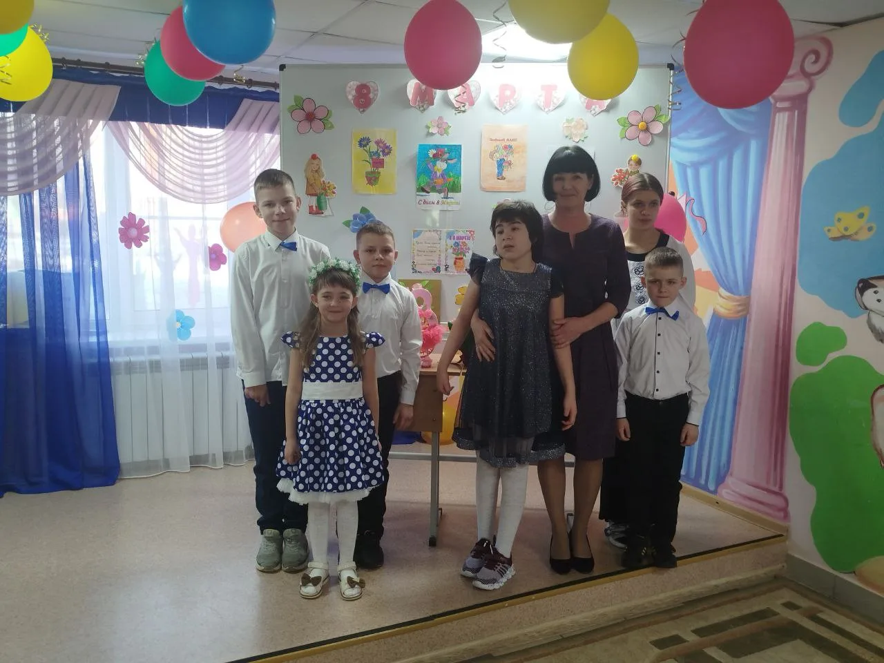 В нашем центре «Семья» радостно отпраздновали Международный женский день 8 марта. Это с...