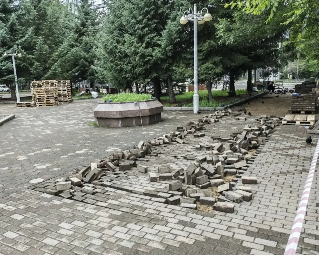 🙌 На биробиджанском Арбате начали ремонт