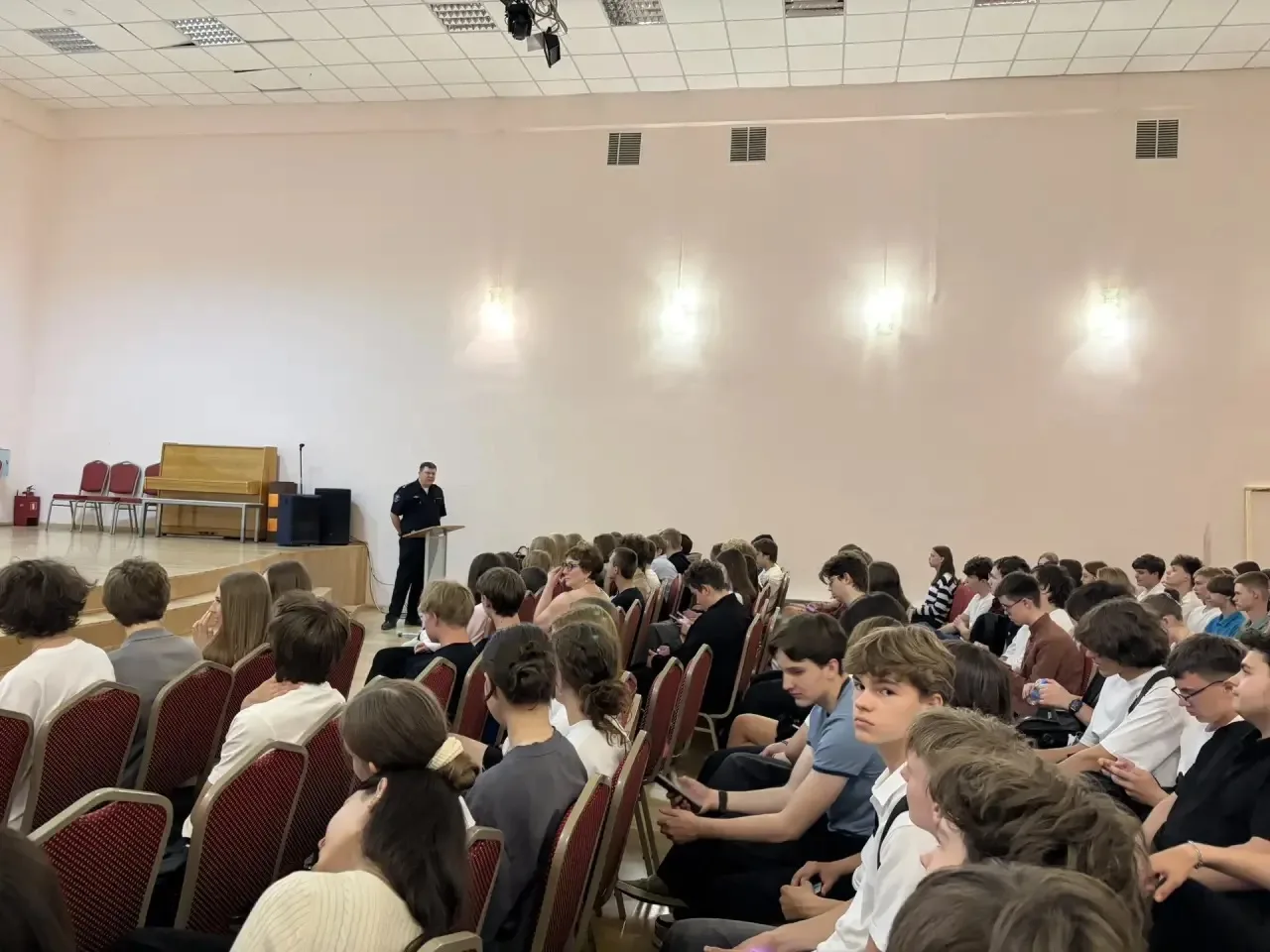 🔔 Профилактическая беседа с будущим поколением: безопасность в цифровом мире 🔔  Недавно учащиеся 9‑х