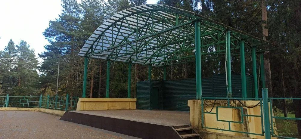 🌳 В НОВОВЯТСКЕ НАЧАЛИ ПРЕОБРАЖАТЬ ПАРК ЛПК