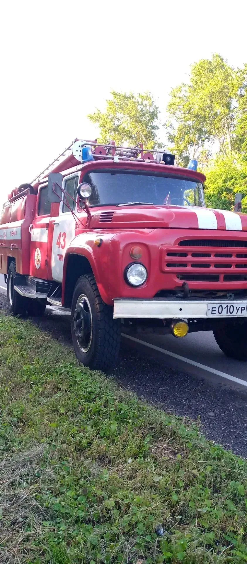 Тимские огнеборцы на  ДТП в д. Забелье

31.07.2026 в 06:42 в ПЧ Тимского района Противопожарной служ
