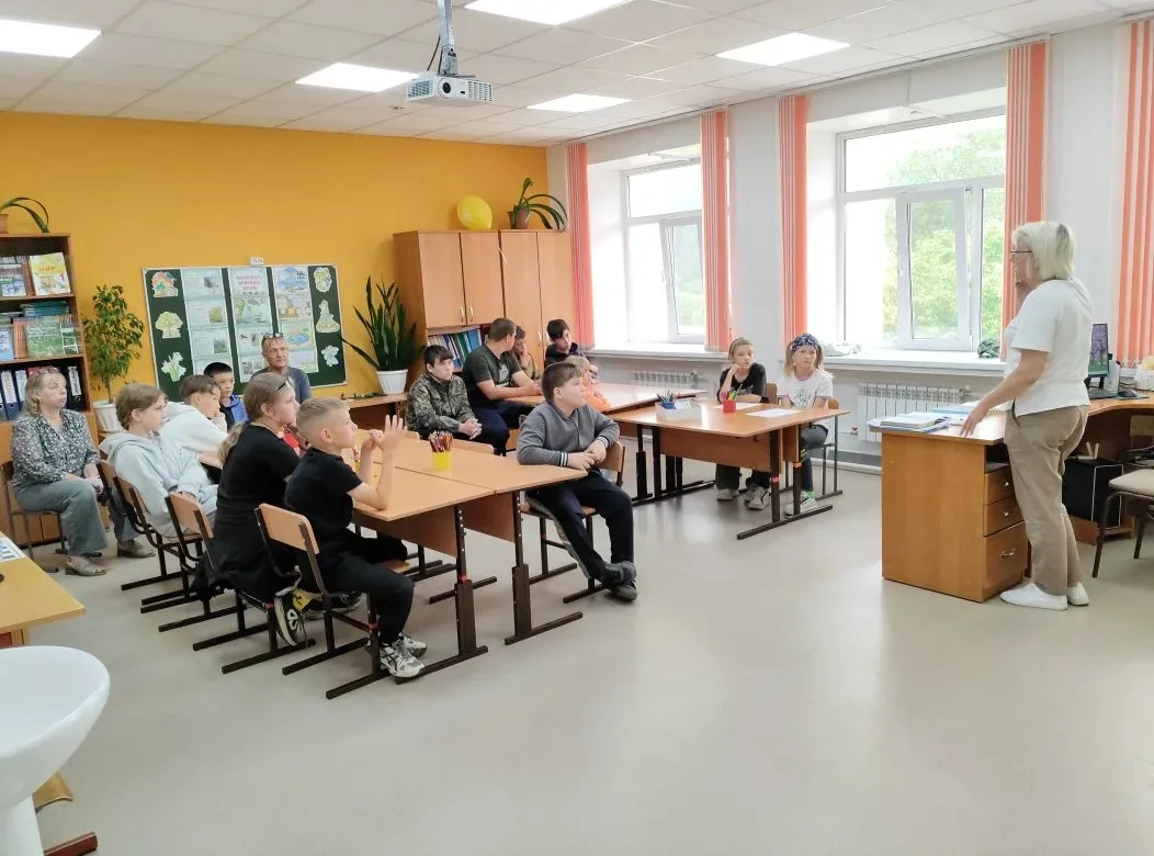 Встреча с инспектором ПДН в лагере «Солнечная страна» МБОУ Ореховской СОШ