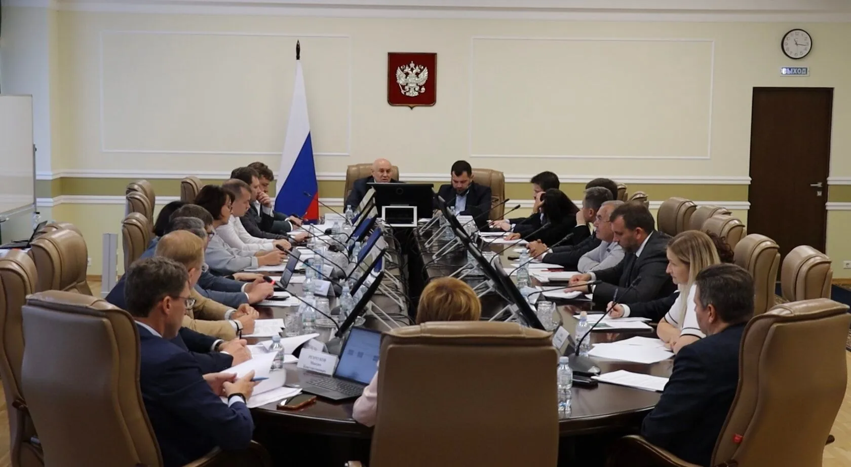 Джамбулат Хатуов провел первое расширенное совещание по вопросам утилизации.