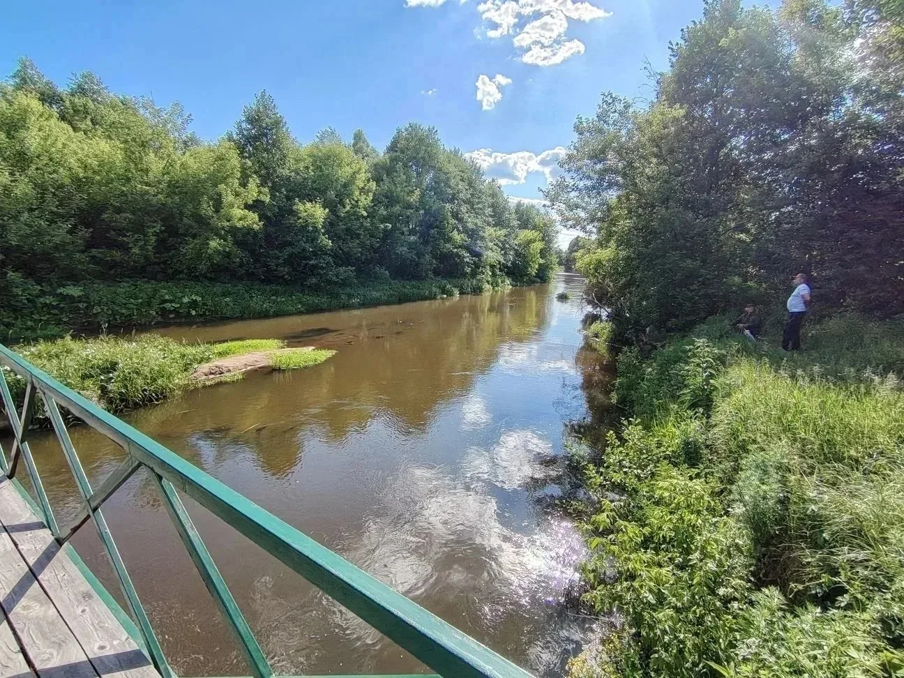 ‼️☀️💦С началом купального сезона педагоги и родители вышли на дежурство на водоёмы  Сосновоборского