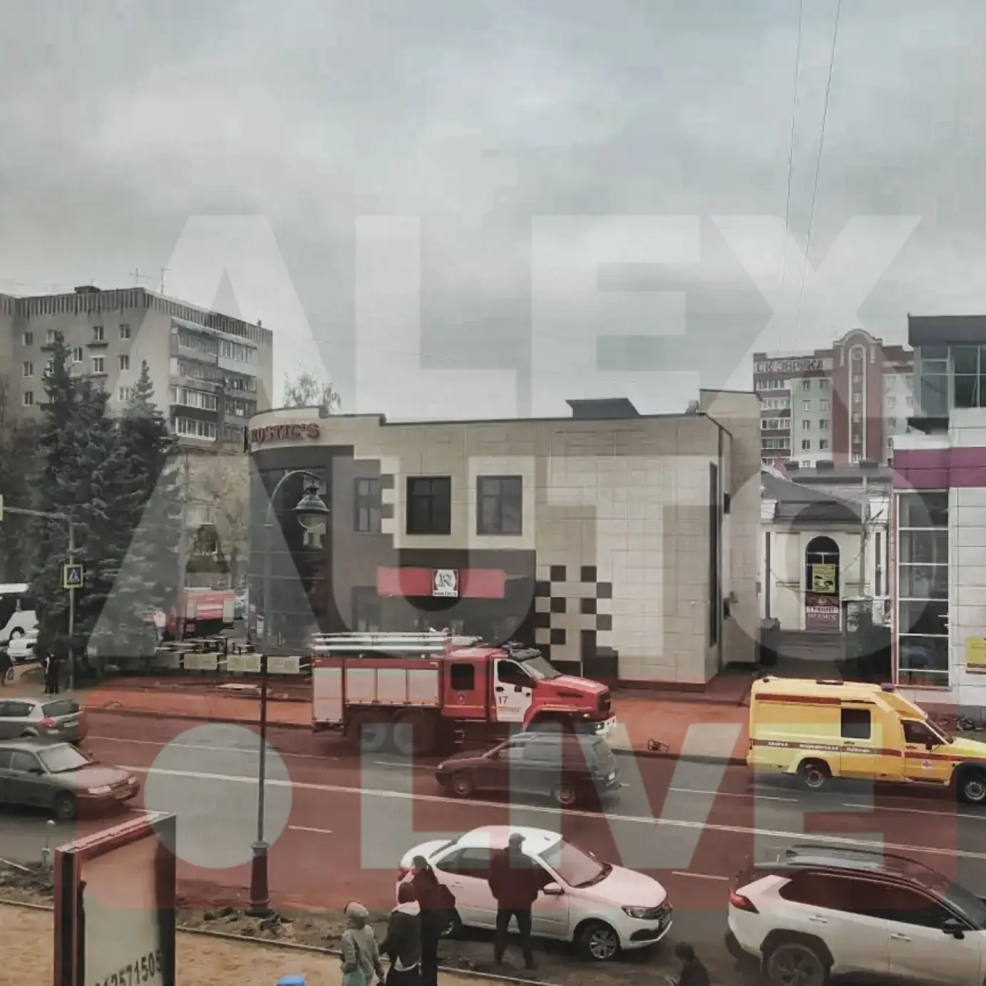 🔥 В Александрове произошёл пожар в ресторане быстрого питания на улице Ленина, 16.