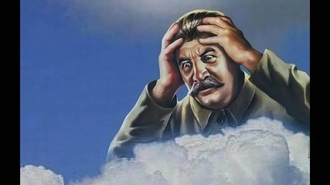 🤔Смолянам предложили поставить Сталина на место