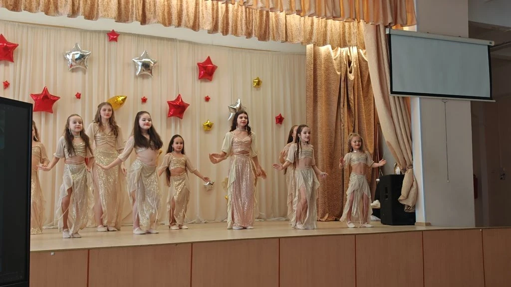 Вчера в нашей школе царила настоящая Весна! 🌷  Мы с огромным удовольствием провели праздничный конце