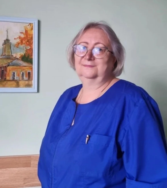 💐 12 июля день рождения отмечает Елена Николаевна Дикова - старшая медицинская сестра ...