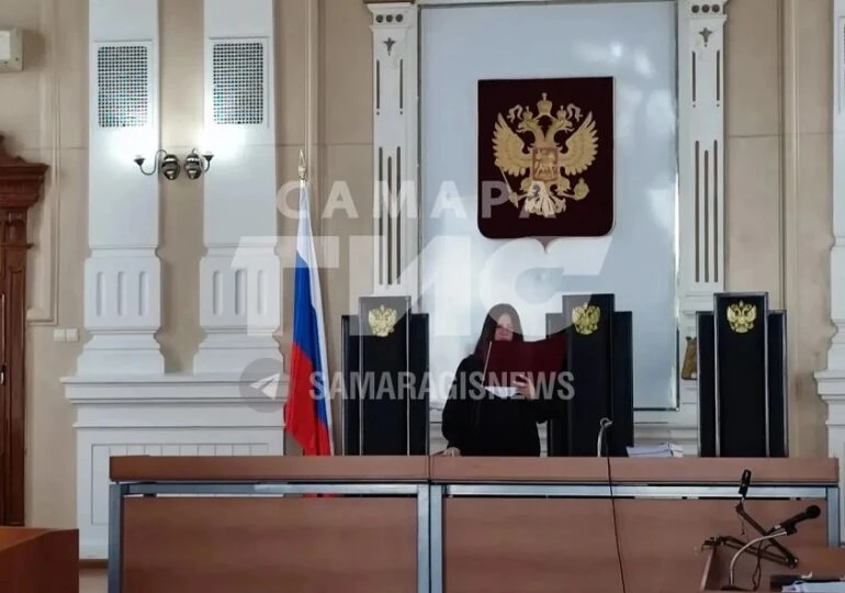 ⚡️ В Самарском областном суде объявили перерыв в рассмотрении дела о двойном убийстве четы Тарховых
