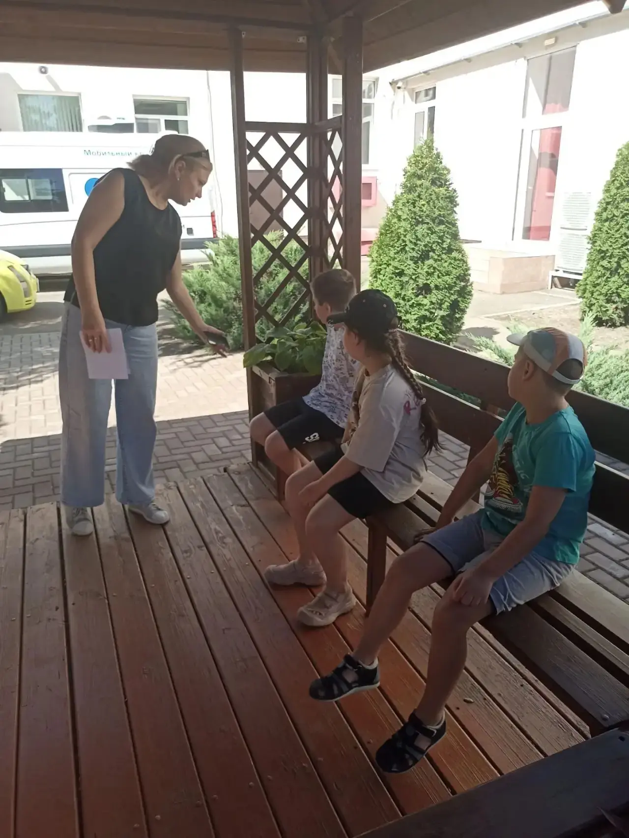 🌳🌸🌳В Центре творчества прошла экологическая экскурсия «Наш прекрасный дворик». Ребята узнали, как