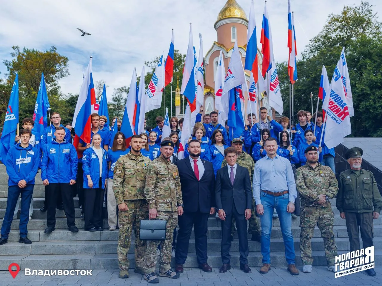 🇷🇺 Россия — одна большая семья! Сегодня мы празднуем День воссоединения Донецкой и Лу...