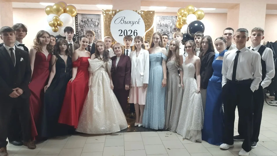 В Сосновоборском районе чествовали выпускников.
