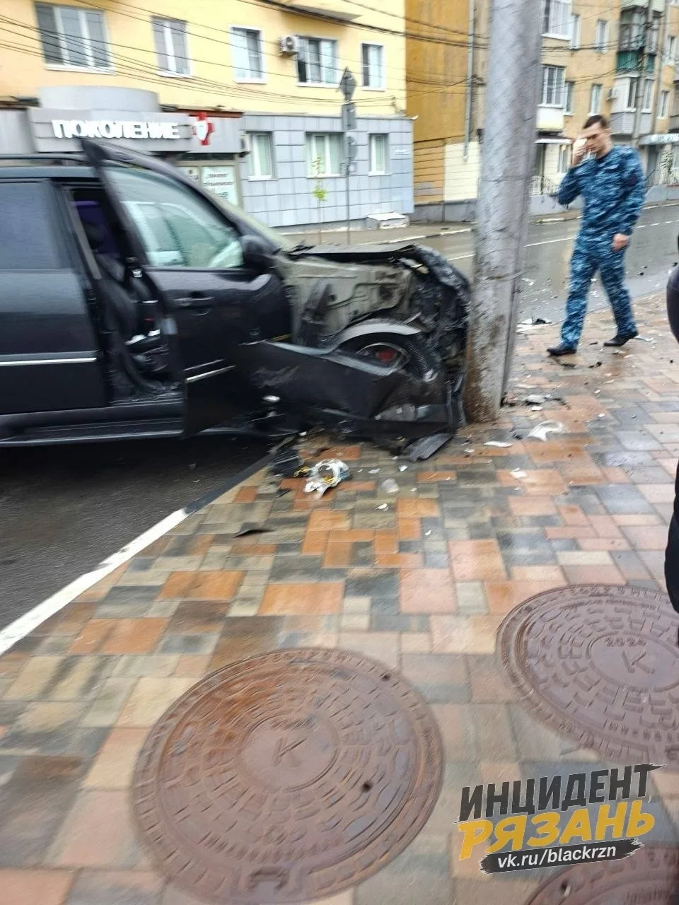 Утреннее ДТП возле Почтовой. 
Пострадал кто либо неизвестно.