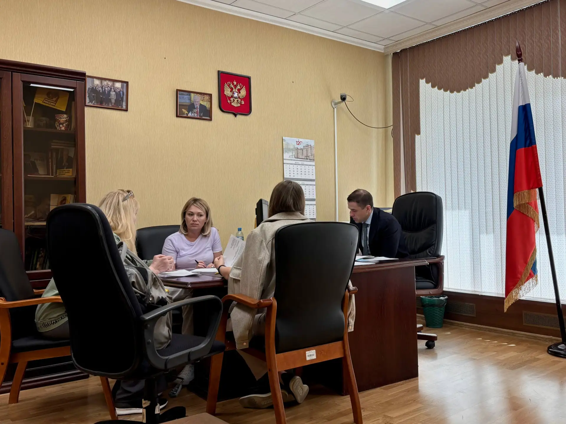 Сегодня провёл приём граждан.

Вопросы разные, но многие тянутся месяцами и годами. Кто-то не может 