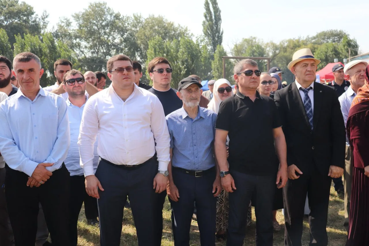 Дорогие друзья, уважаемые земляки!